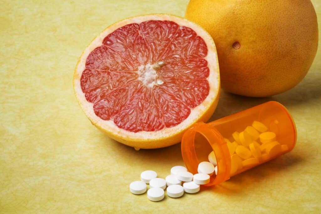 Pot manca grapefruit daca iau Siofor